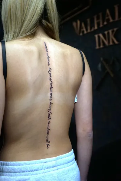 Tatuering av Valhalla Ink Göteborg